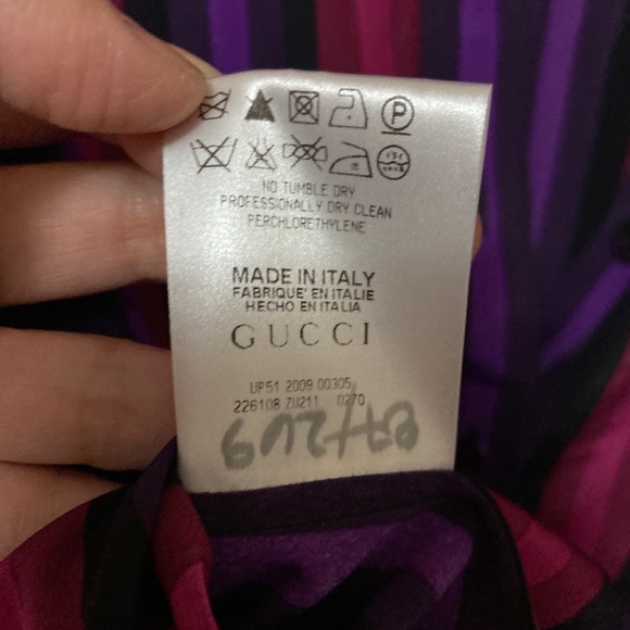 Authentic Gucci silk blouse - Picture 4 of 9